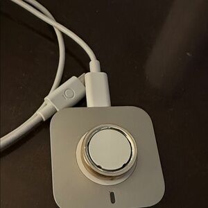 Oura ring 4 size 9 with charging cable - dock